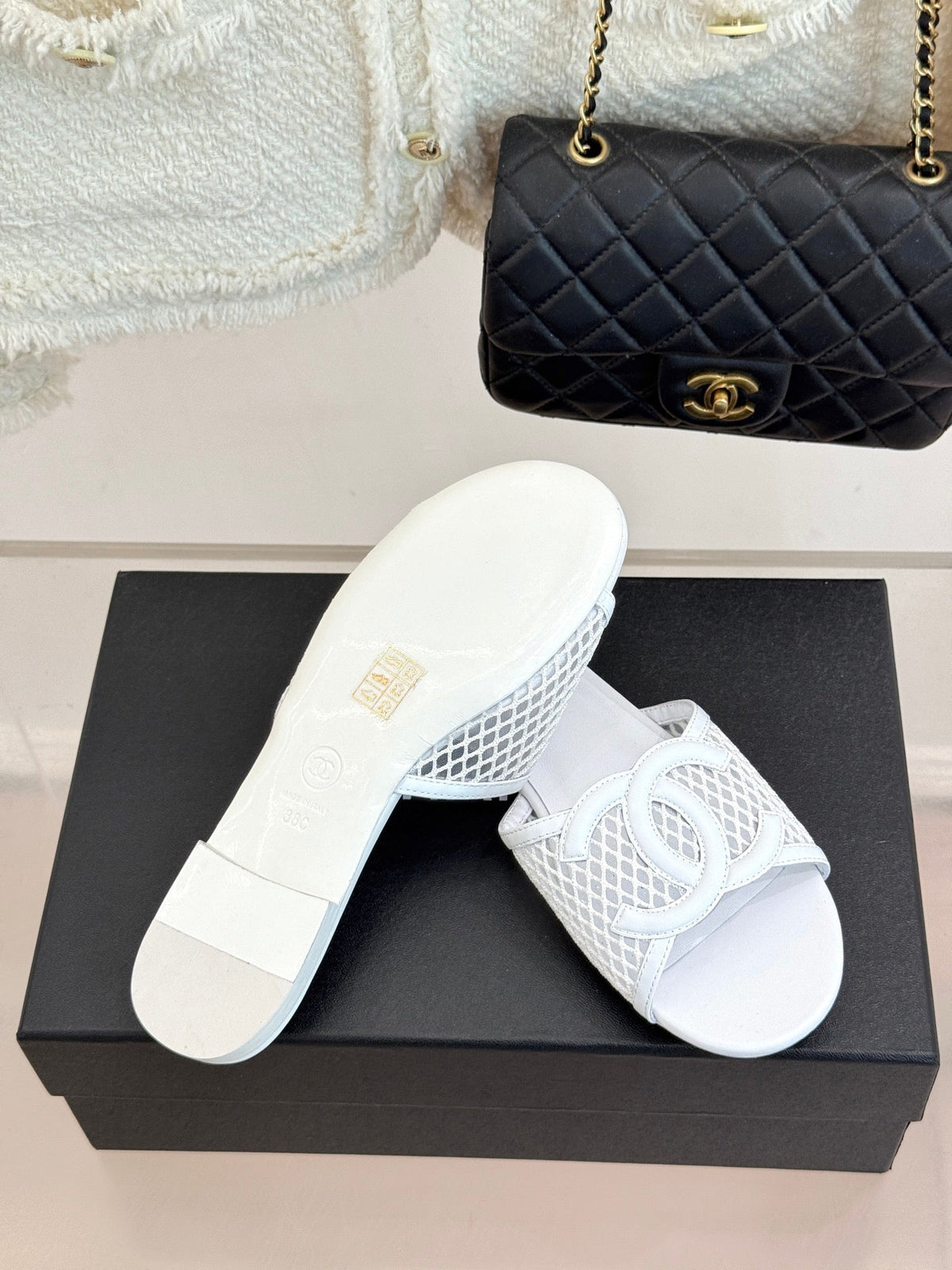 CC Openwork Slippers White Mesh Lambskin 825758