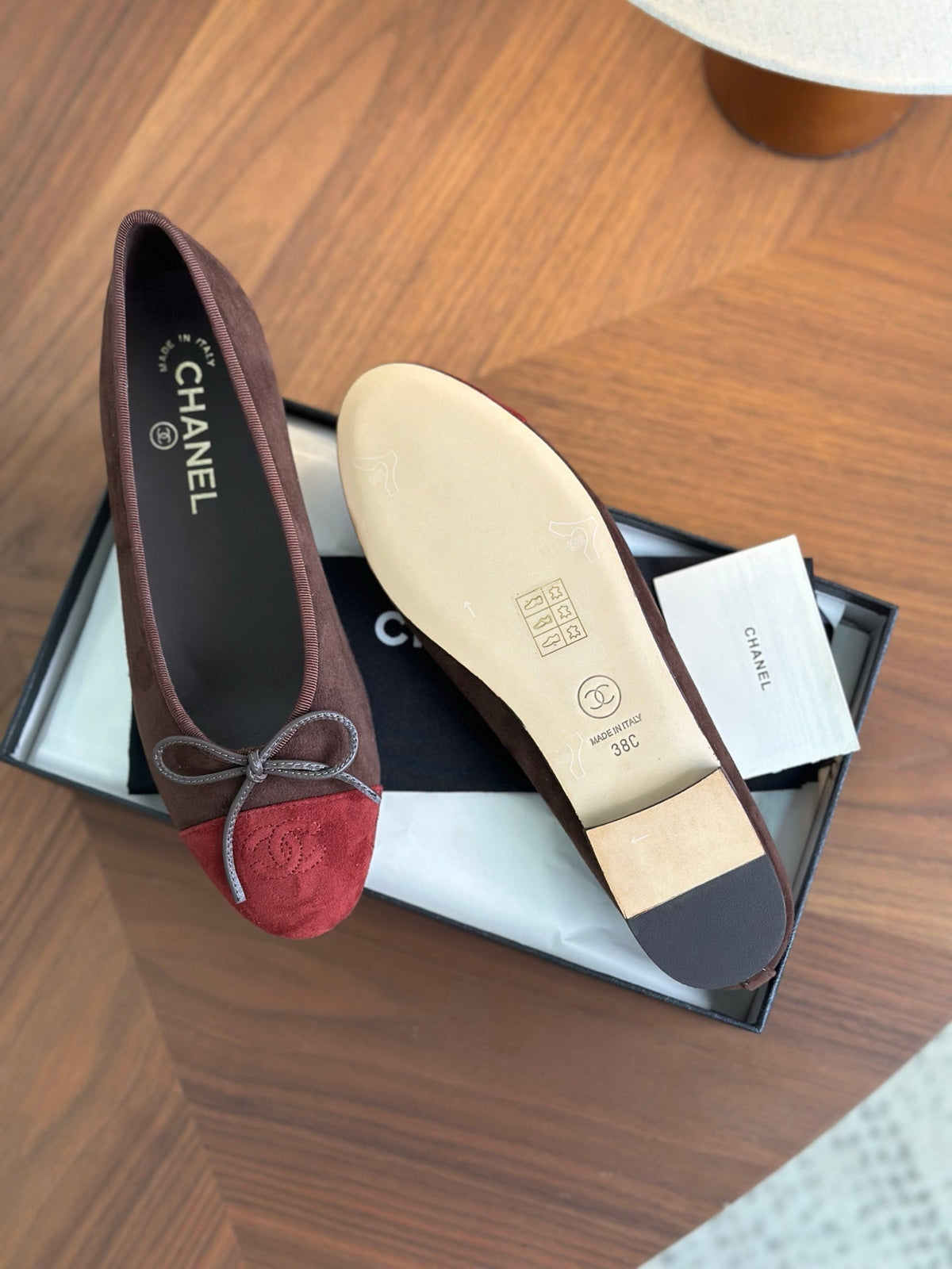 CC 26s Ballet Flat Red Coffee Suede 938190