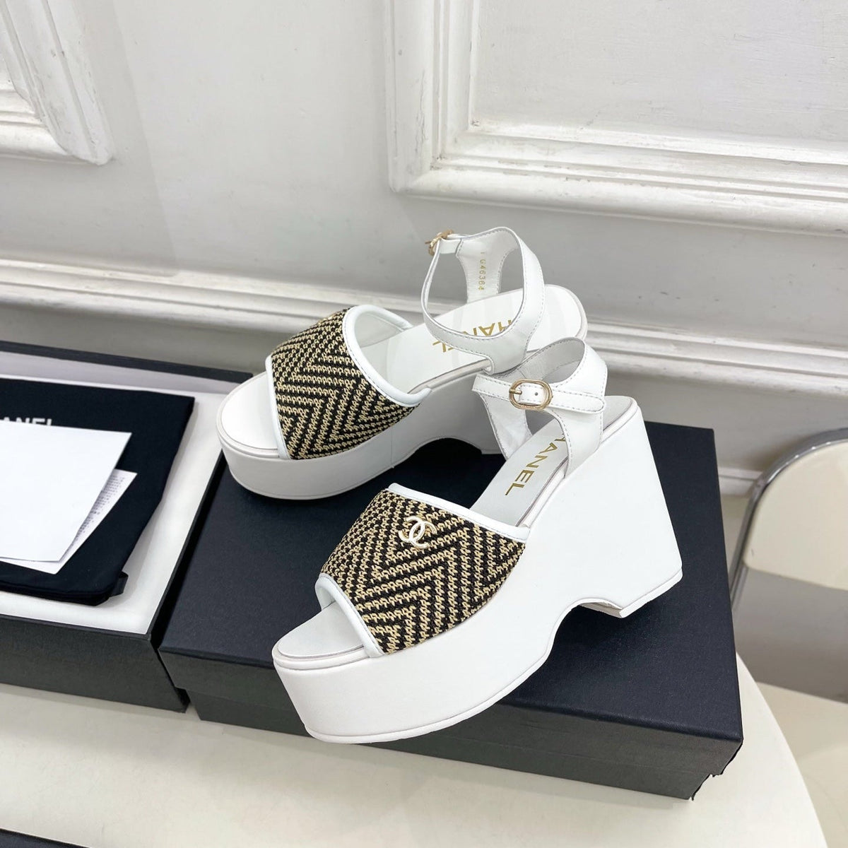 CC Double C Platform Wedge Sandals 10cm White Tweed 891781