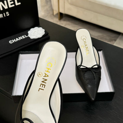 CC Bow Pointed Toe Mules Black Leather 912936