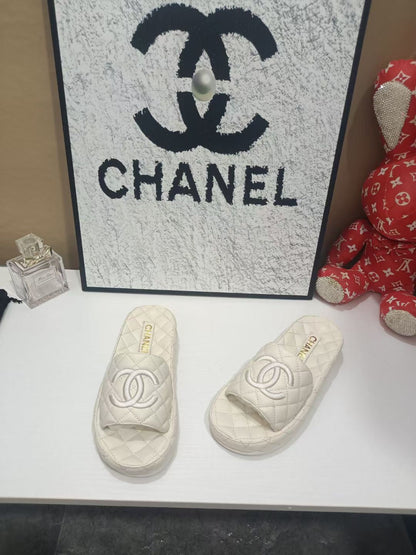 CC 26s Quilted Slide Sandals In White Calfskin