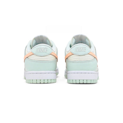 Dunk Low 'Barely Green' W