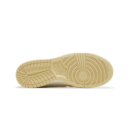 Nike Dunk High 'Pale Vanilla Topaz Gold' Women's (2023)