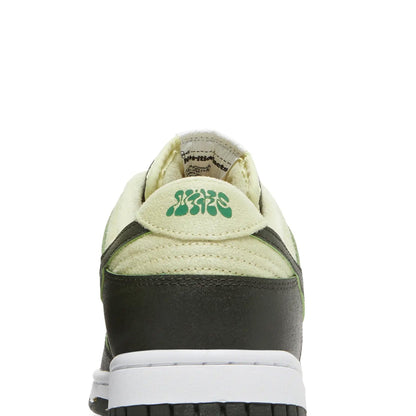 Nike Dunk Low LX 'Avocado' W (2022)