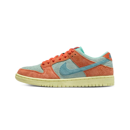 Nike SB Dunk Low 'Orange Emerald Rise' (2023)