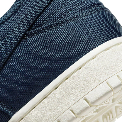 Nike SB Dunk Low Pro PRM '90s Backpack' (2023)