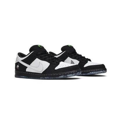 Nike SB Dunk Low 'Staple Panda Pigeon' (2019)