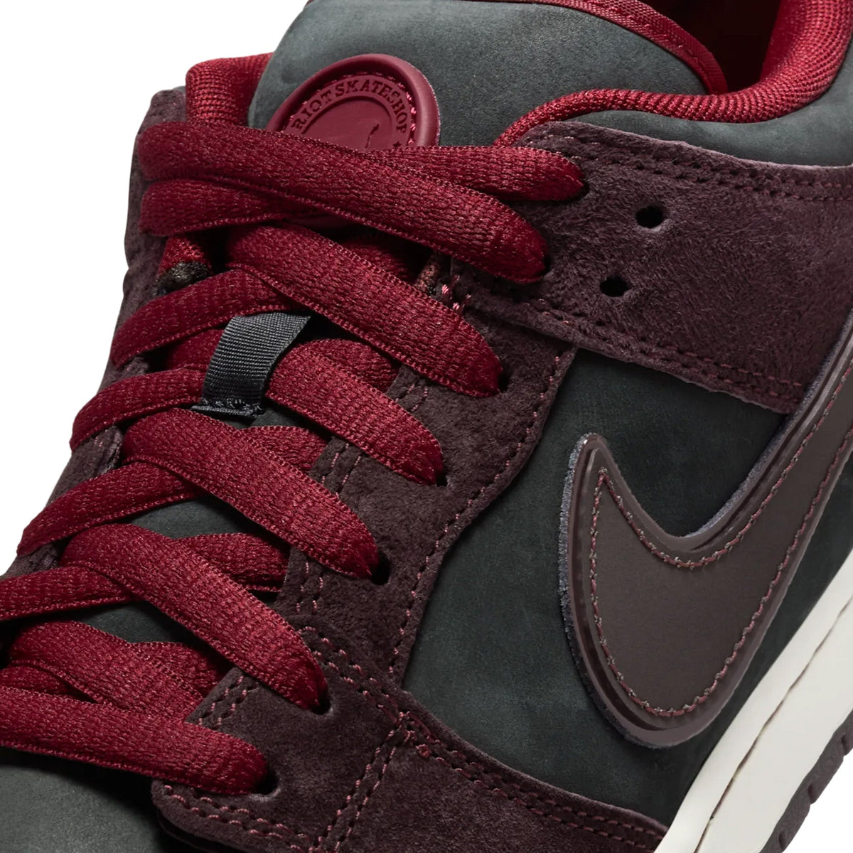 Nike SB Dunk Low 'Riot Skateshop' (2025)
