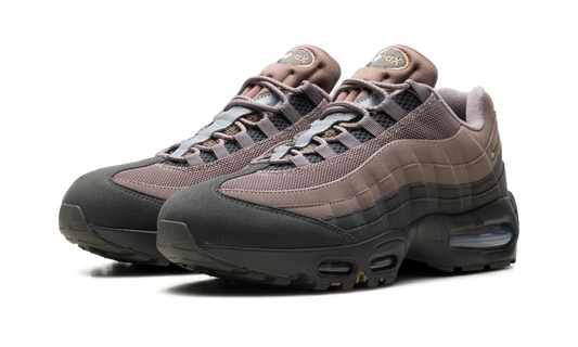 Air Max 95 Big Bubble OG "Mink Brown/Newsprint" HM4740 200