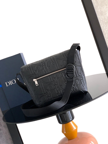 Dior 2026 Jett Flap Messenger Bag 25cm Black Grained Calfskin