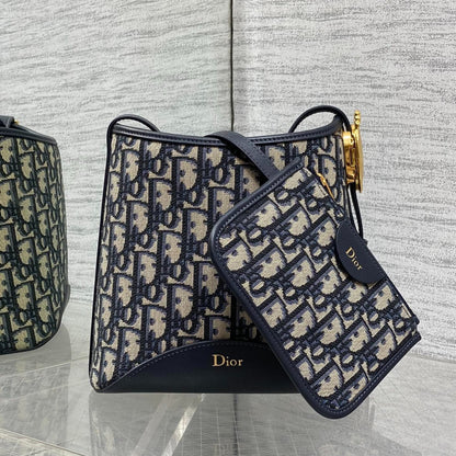 Dior 2026 Medaillon Bucket Bag 19.5cm Fabric And Grained Calfskin