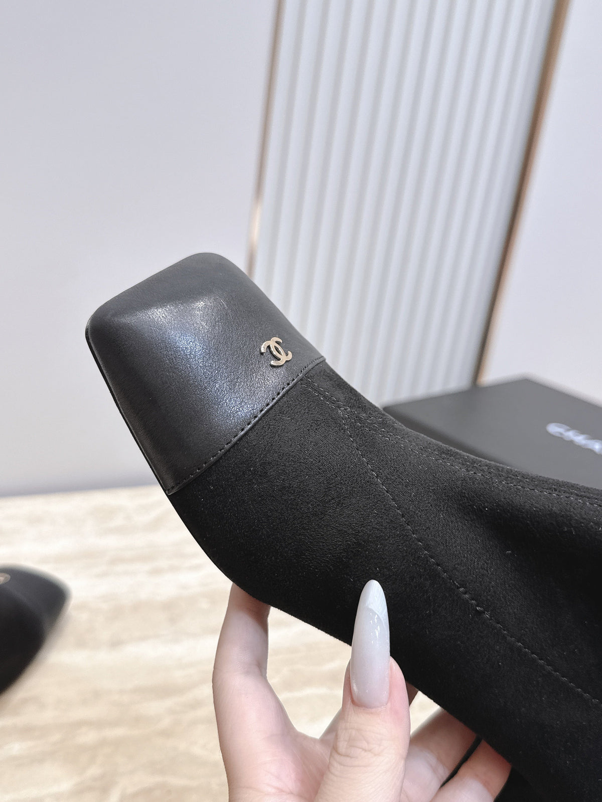 CC Suede Cap-Toe Ankle Boots Black Leather Suede 954085
