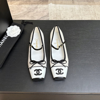 CC 26s Square Head Ballet Flat White Sequin Leather 847242