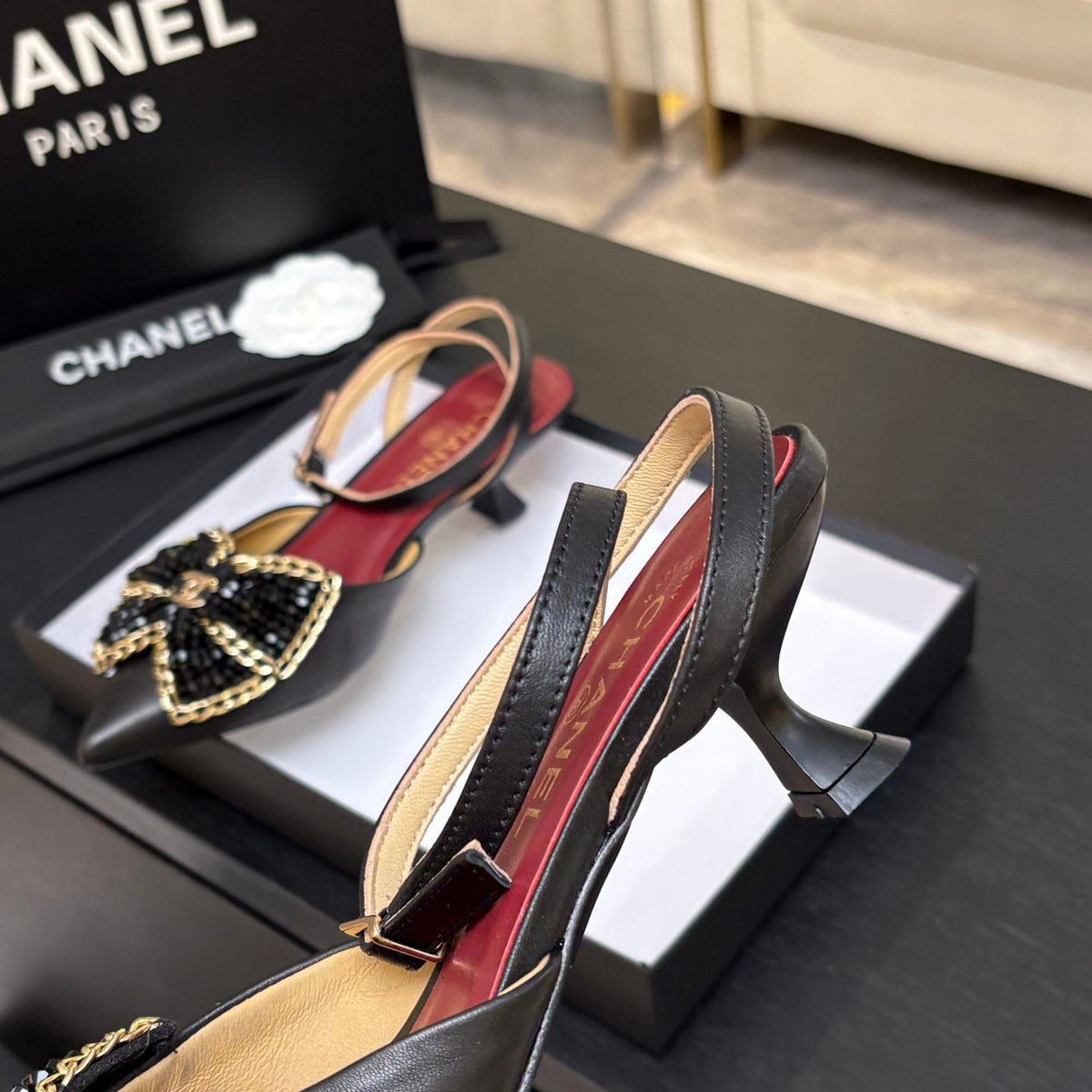 CC 26P Rhinestone-Encrusted Bow Slingback Black Leather 907739