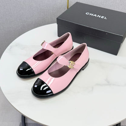 CC 26s Mary Jane Flats Black Pink Patent Leather 904487