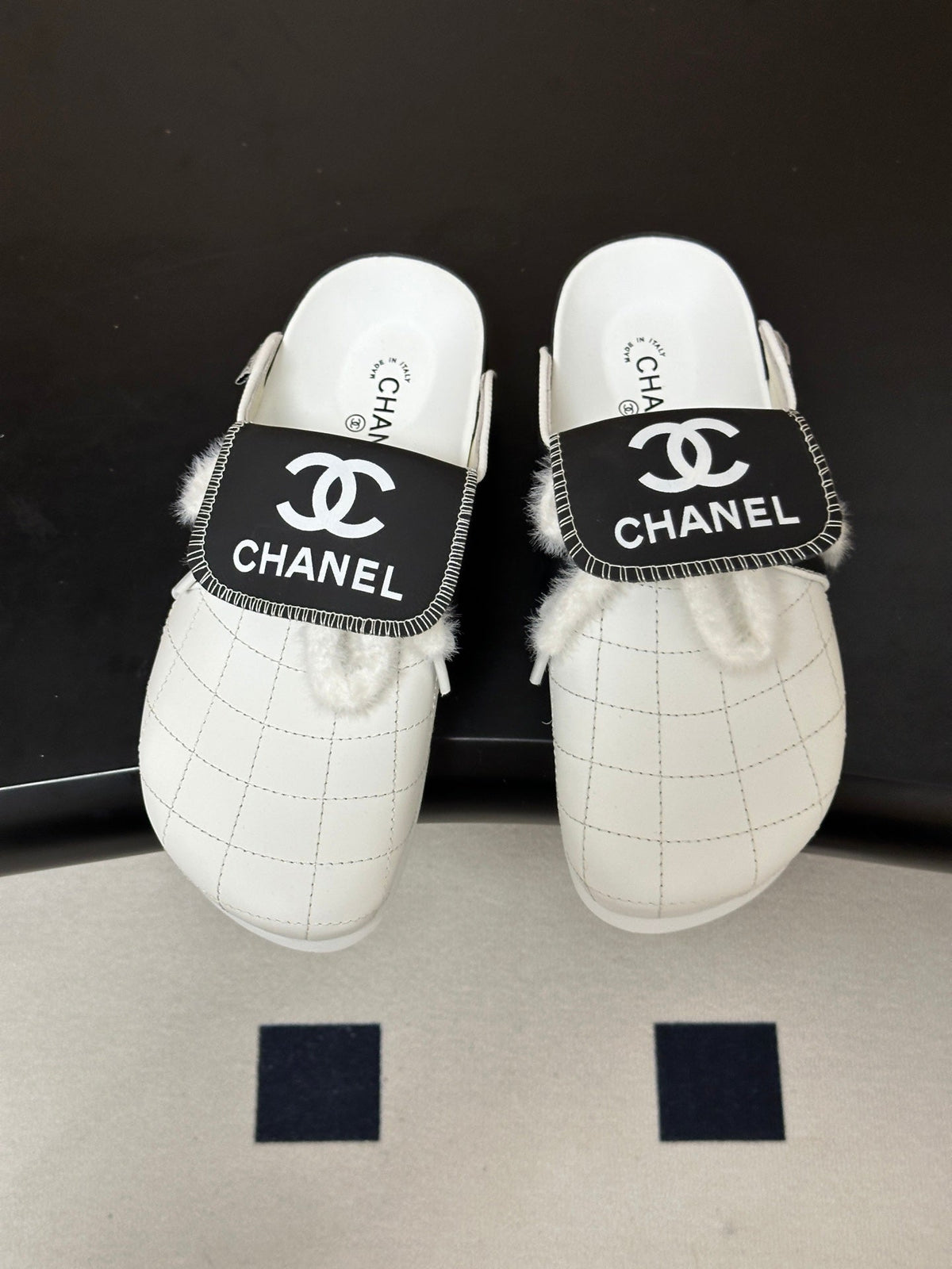 CC 26s Mules Black White Quilted Leather Shearing 952555