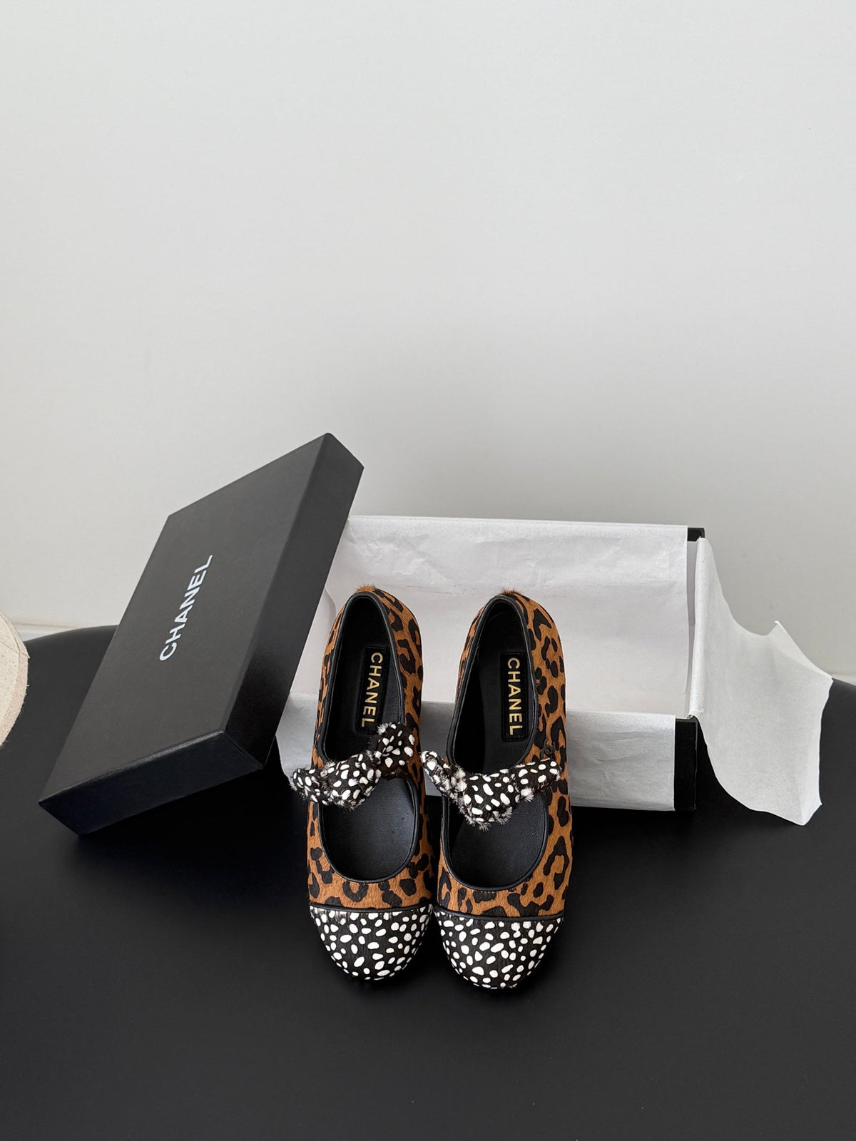 CC 26s Mary Jane Shoes Poka Dot Black Brown Horsehair 915176