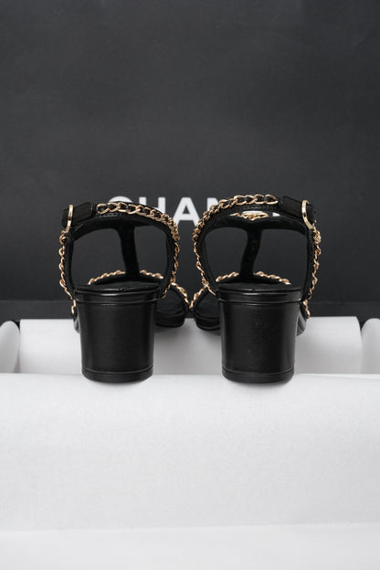 CC 26s Heart CC T-Strap Sandals Black Quilted Leather 964932