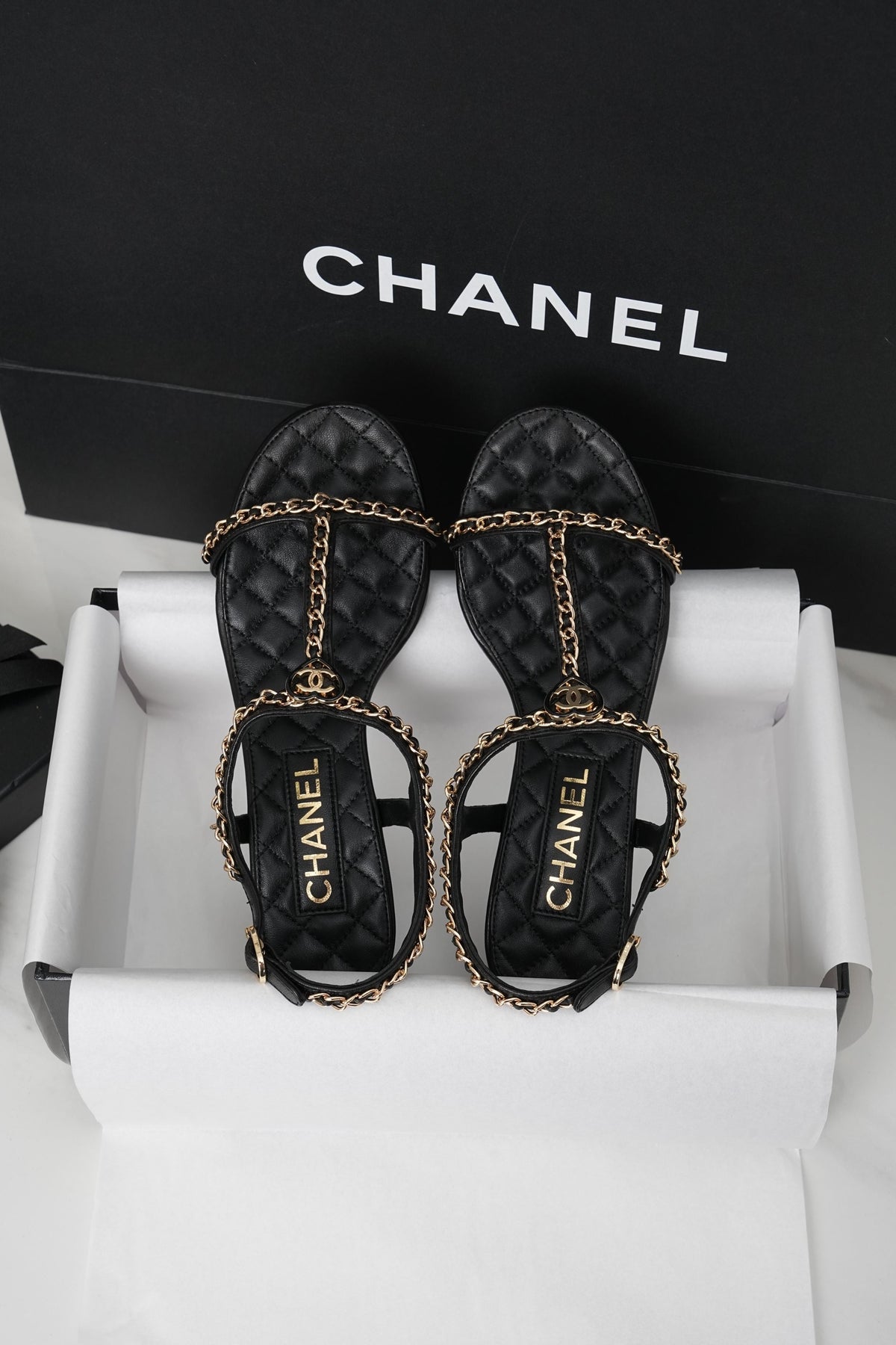 CC 26s Heart CC T-Strap Sandals Black Quilted Leather 964932