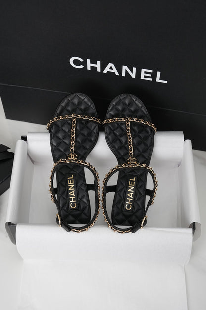 CC 26s Heart CC T-Strap Sandals Black Quilted Leather 964932