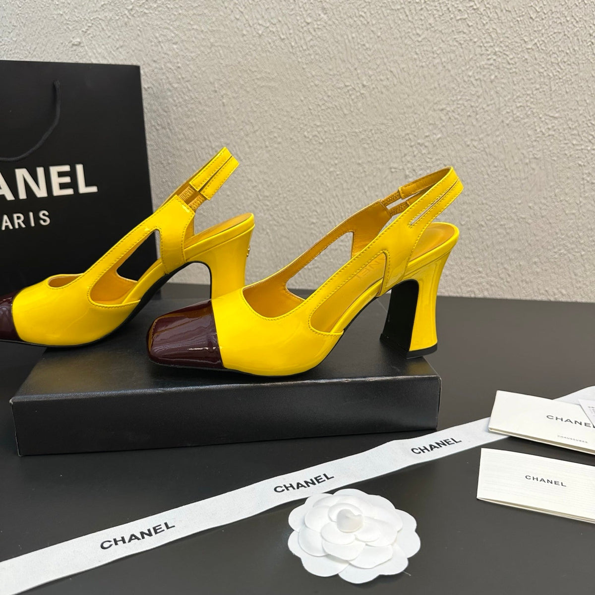 CC Slingback Block Heel Yellow Brown Patent Leather 864117