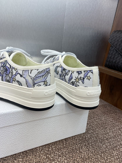 CD 25s Walk'n' Sneaker In Blue Toile De Jouy Embroidered Cotton