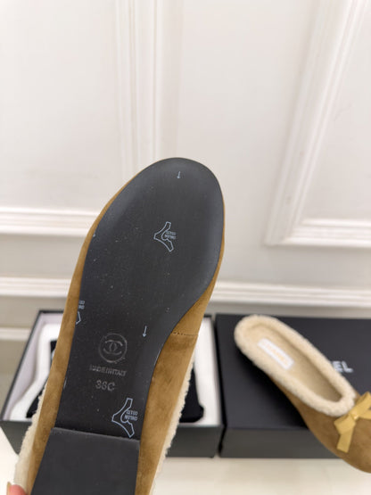 CC 26s Mules Beige Brown Shearling 111937